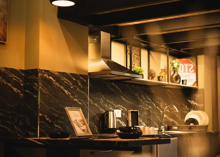 Aparthotel Sdluxurystudio 3*