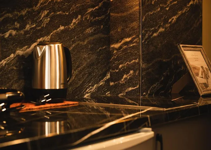 Aparthotel Sdluxurystudio 3*